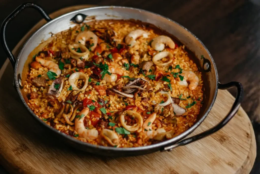 Paella marinera. Restaurante LOS MANUELES (2)